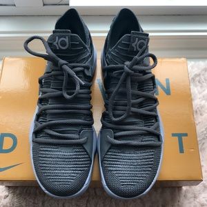 NEVER WORN Gray Nike Zoom Kevin Durant’s